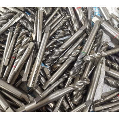 高價(jià)回收OSG螺旋絲錐絲攻